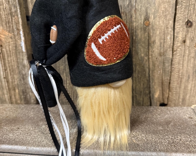 Sports gnome/Baseball gnome/Tiered Tray Decor/Nisse Tomte/Handmade Gnome/Spring Gnome