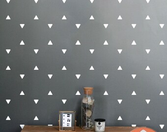 DESNA Triangle Wall Stencil, Large Geometric Mountain Pattern, Accent Wall Painting