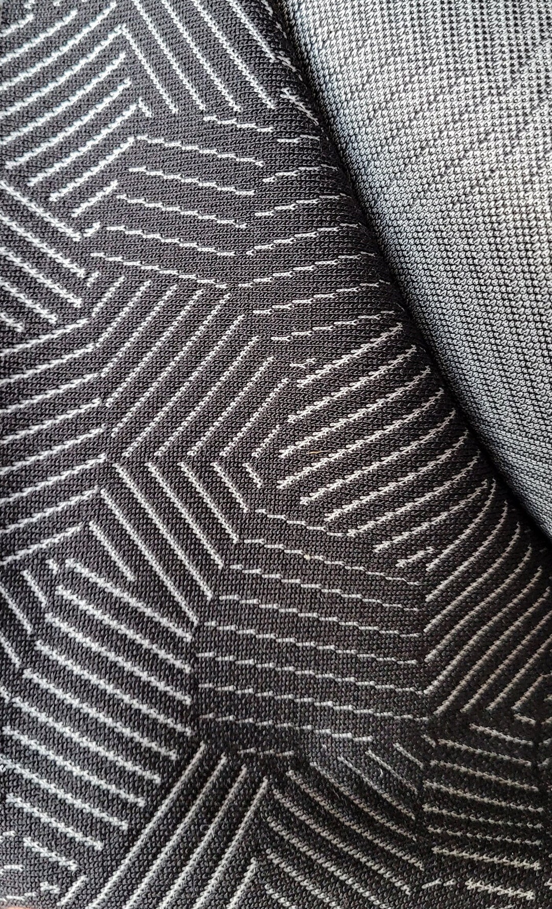 Kvadrat Frebrik Razzle Dazzle Base 0166 3 Yards Etsy