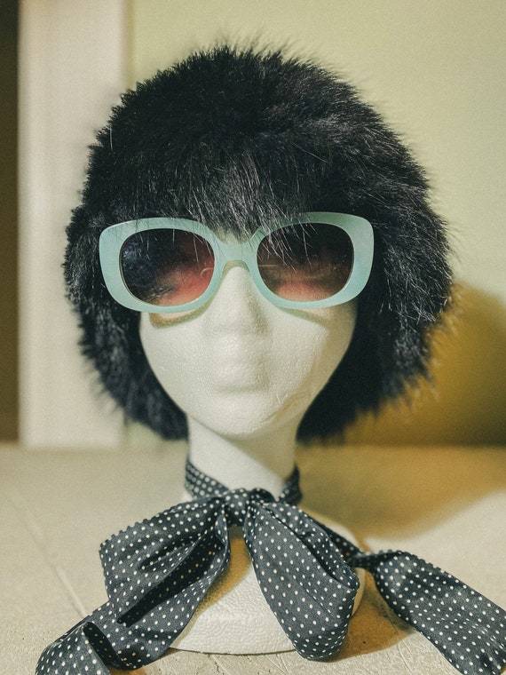Vintage 1960s Black Faux Fur Tall Hat - image 1