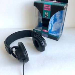 Philips retro headphones hot sale
