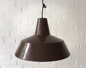 Vintage workshop light, industrial light Denmark, Louis Poulsen Arne Jacobsen style, pendant light brown metal