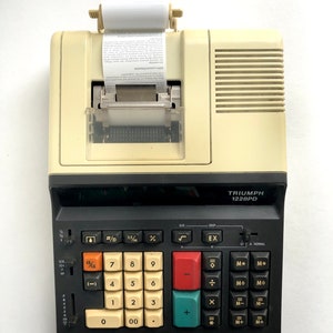 Vintage calculating machine Triumpf 1228PD, 1970s, desktop calculator, office machine image 2