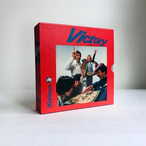 Vintage game by Pelikan "Victory", car racing 1976, original edition