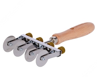 Adjustable pasta cutter with 4 wheels in stainless steel smooth with a wooden handle | Made in Italy