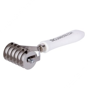 Pasta Cutter with 7 stainless steel smooth blades, perfect for making Pappardelle Pasta - 9.5mm | Made in Italy