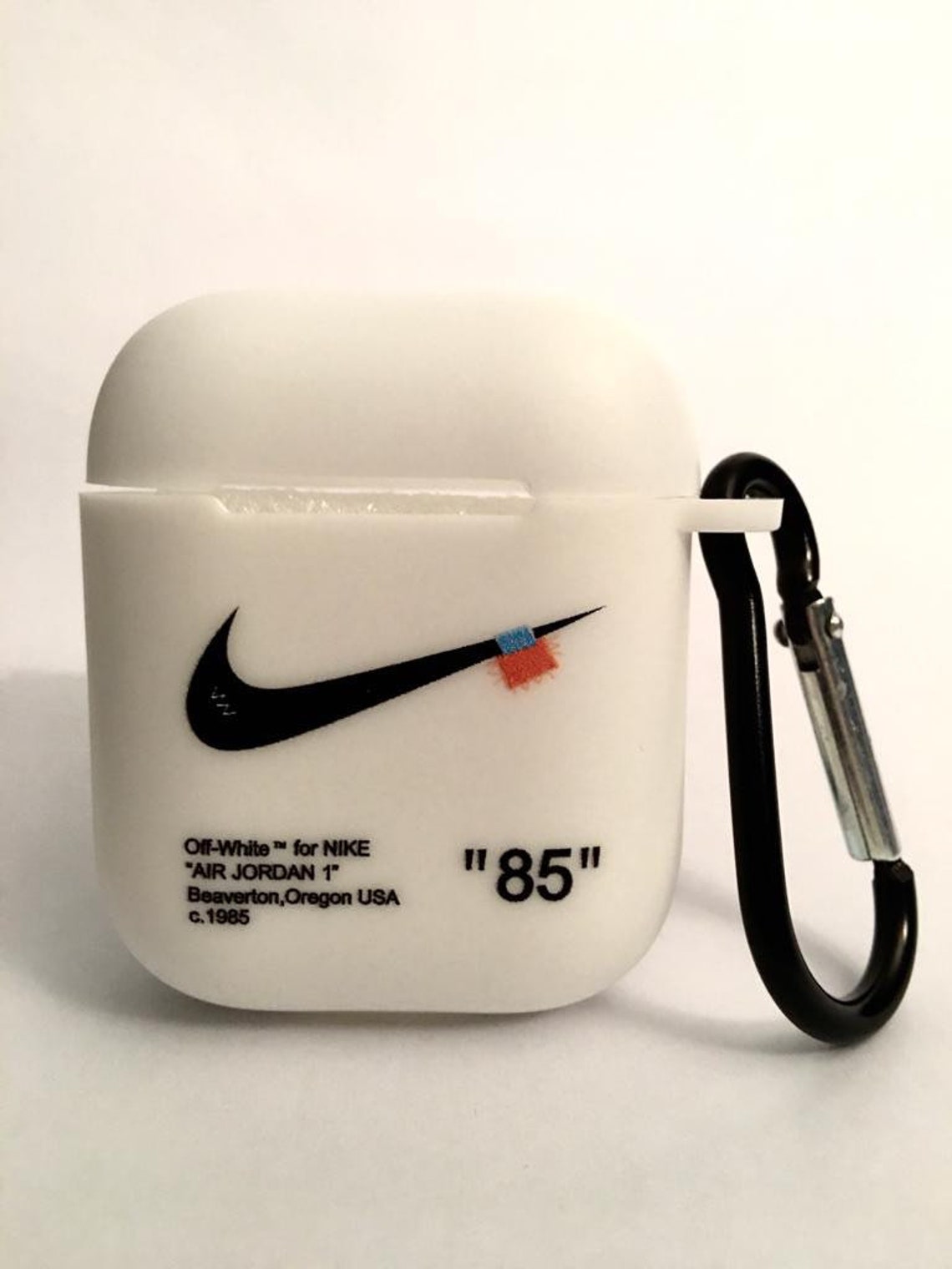 Nike AirPod case Generation 1/2 and Pro plus Off White | Etsy