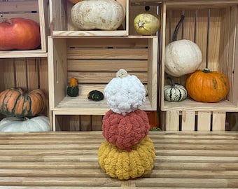 Chunky Knitted Stacked Pumpkin Tier