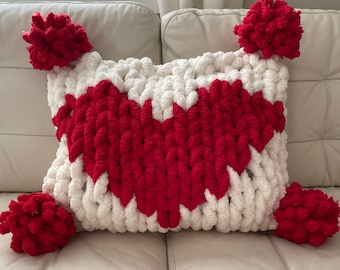 Chunky knitted heart pillow