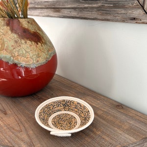 Miniature Jungle Batik Bowls/Coiled Rope Baskets/Tropical Decor image 8