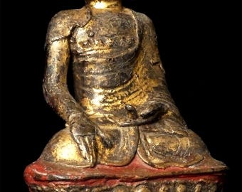 Ming Dynasty Chinese Buddha Looks to Be From Southern China