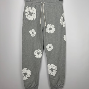 Herrkläder Denim Tears Träningsbyxor Grå Blommig Storlek L Tillverkad i USA Sällsynt bild 1