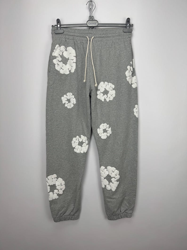 Herrkläder Denim Tears Träningsbyxor Grå Blommig Storlek L Tillverkad i USA Sällsynt bild 1