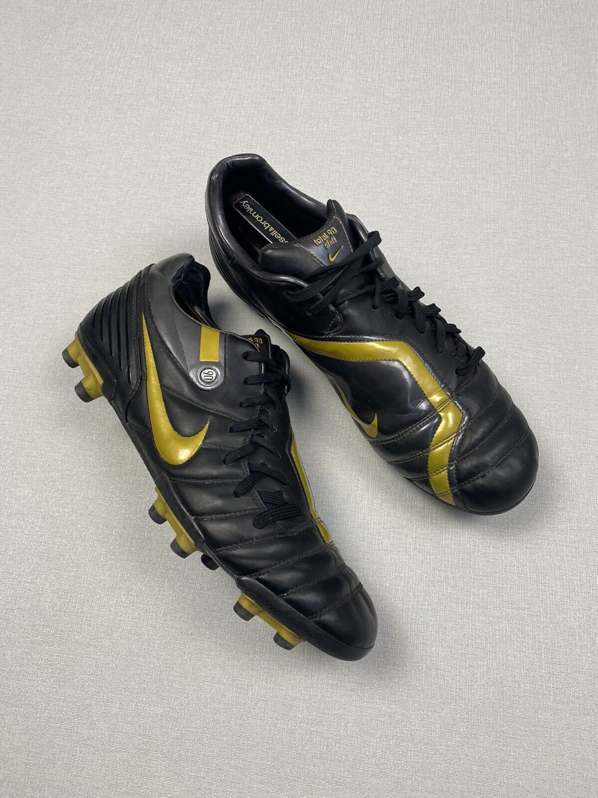 Mens Vintage Nike Total 90 Shift 2006 Cleats Soccer Boots Mens Vintage Nike Total 90 Shift 2006 Cleats Soccer Boots
