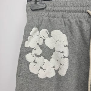 Herrkläder Denim Tears Träningsbyxor Grå Blommig Storlek L Tillverkad i USA Sällsynt bild 4