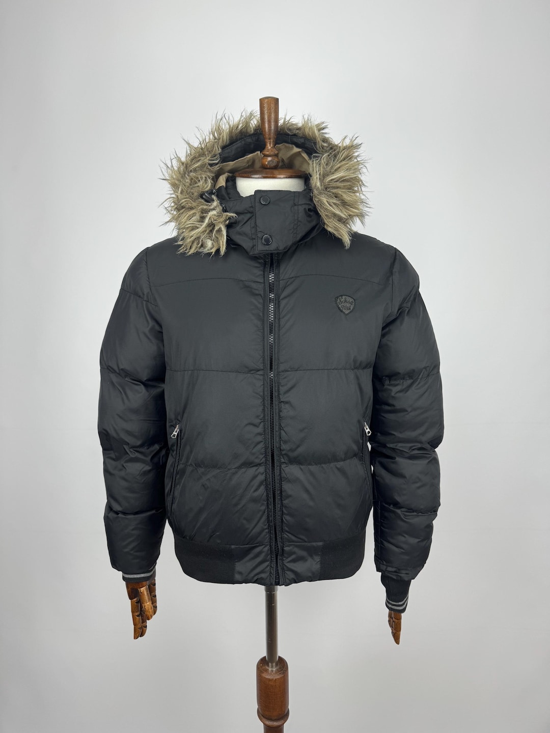 ⭐️Schott NYC 黒ファーピーコート il_1080xN.7806536353_mqhz.jpg