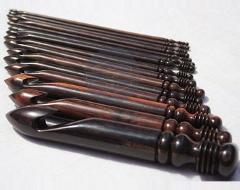 Handmade Rosewood Crochet Hook Set: Ergonomic Wooden Hooks with Leather Bag