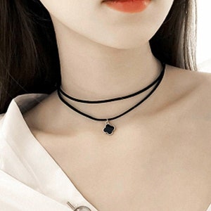 Black four-leaf clover choker handmade necklace