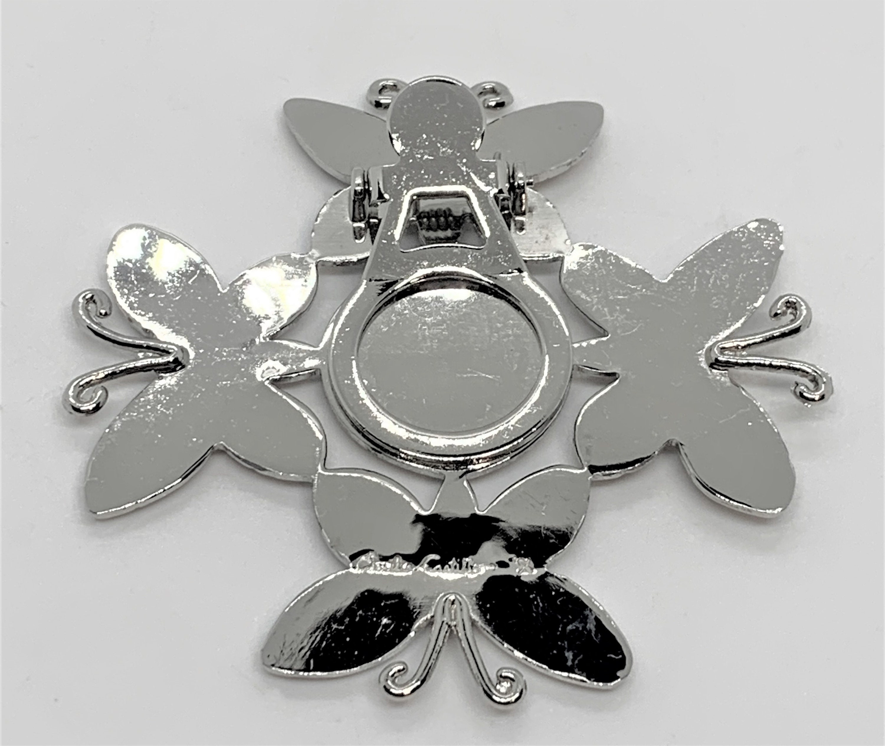 Vintage Neiman Marcus Silvertone Butterfly Scarf Clip  display picture 3