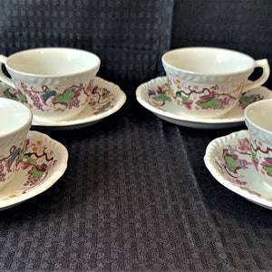 WEDGWOOD England Bone China 4 Cups & Saucers Jefferson Vine EX COND