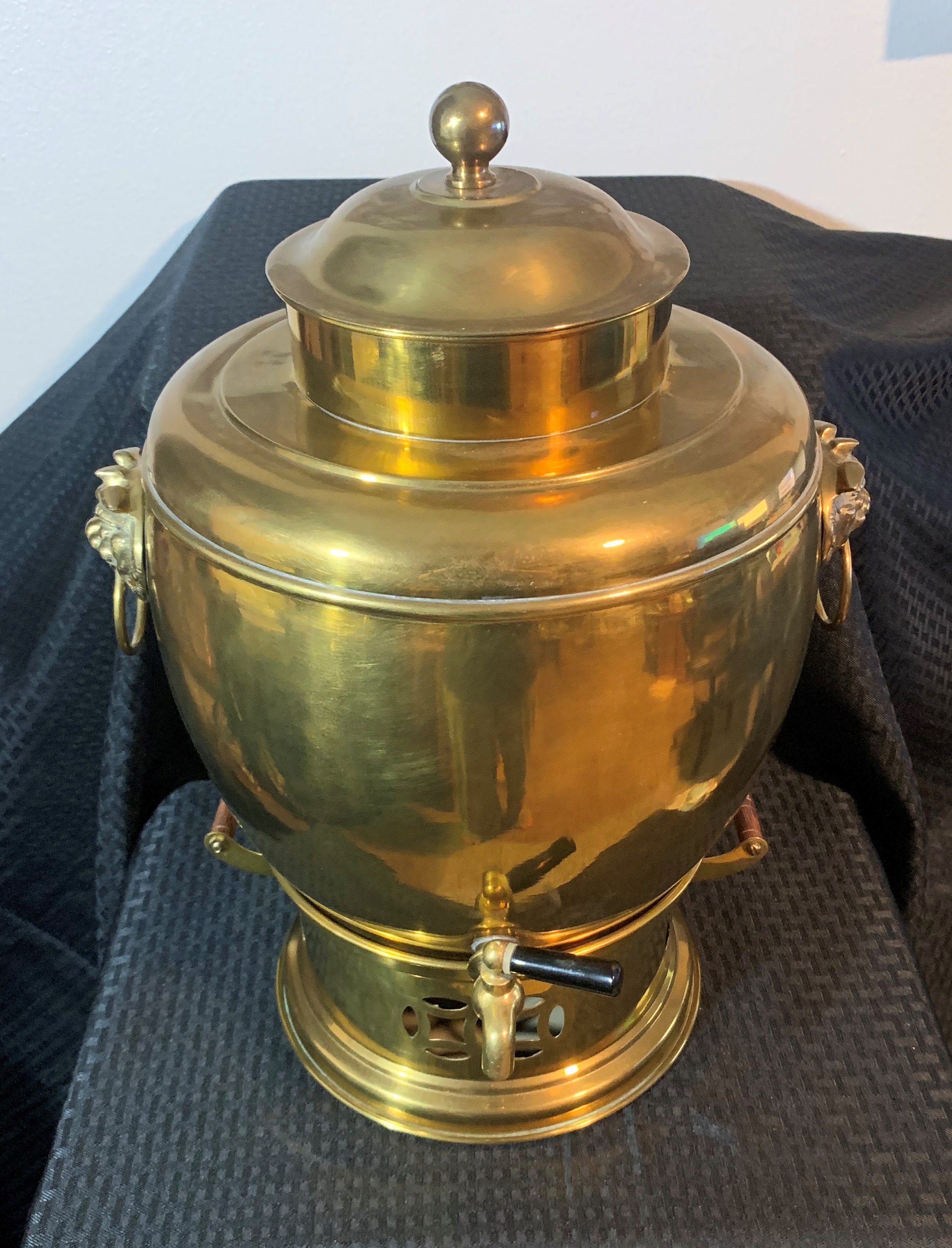 Vintage Brass Chinese Hot Water Pot Huge Tea Urn Samovar Foo Dog Lion  Handles