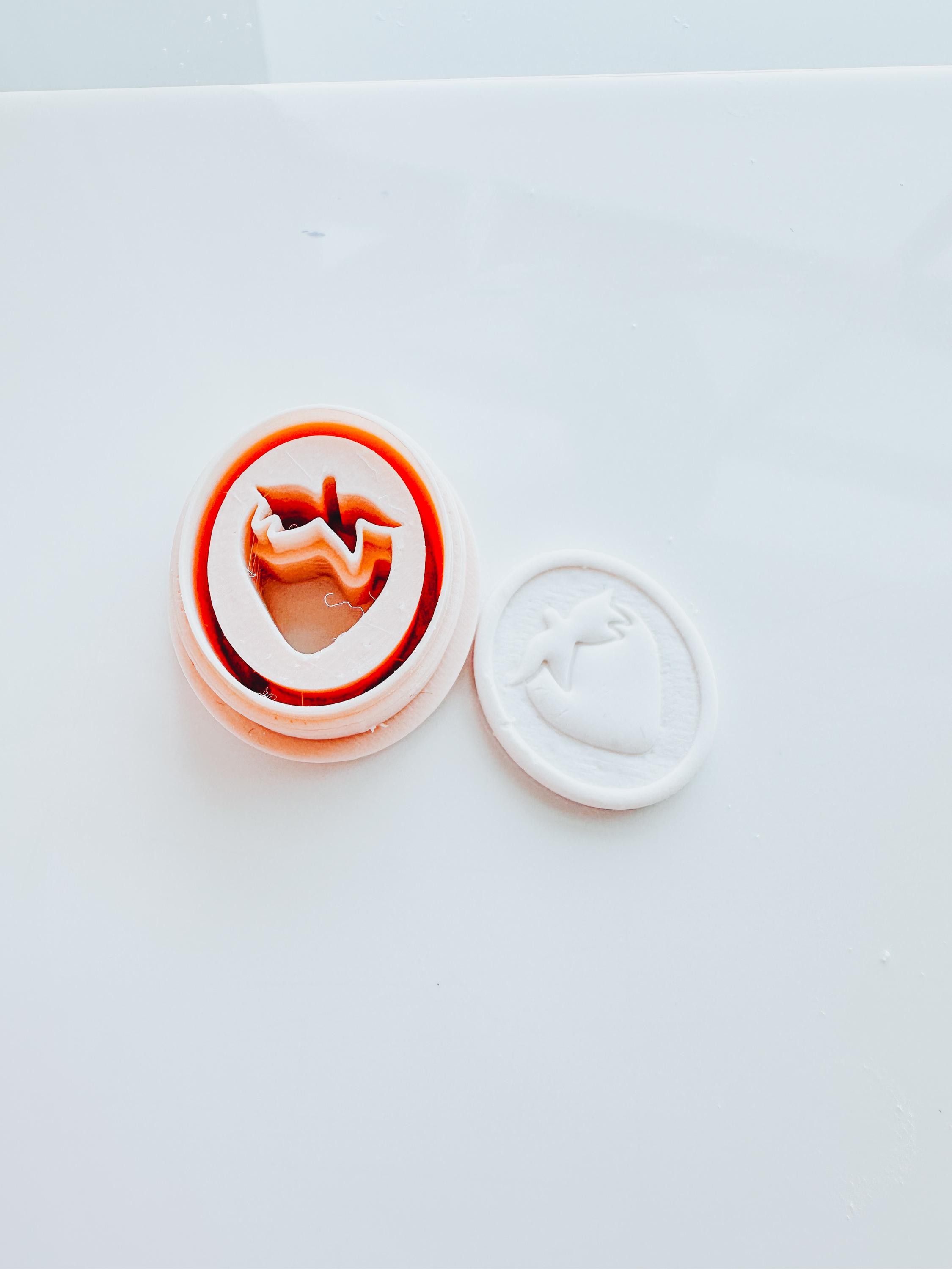 Strawberry Full Press Clay Cutter 1.0 Inch