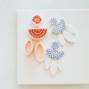 Cortador de pendientes de arcilla polimérica con relieve mediterráneo Florence Boho de 2,75 pulgadas