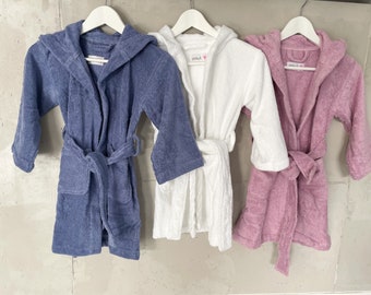 Bathrobe with hood / Bath towel for children / Hooded bathrobe for boys and girls / One size fits all 3-6 years