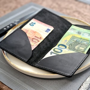 Personalized Leather Check Presenter: Custom Restaurant Bill Holder for Servers & Hosts