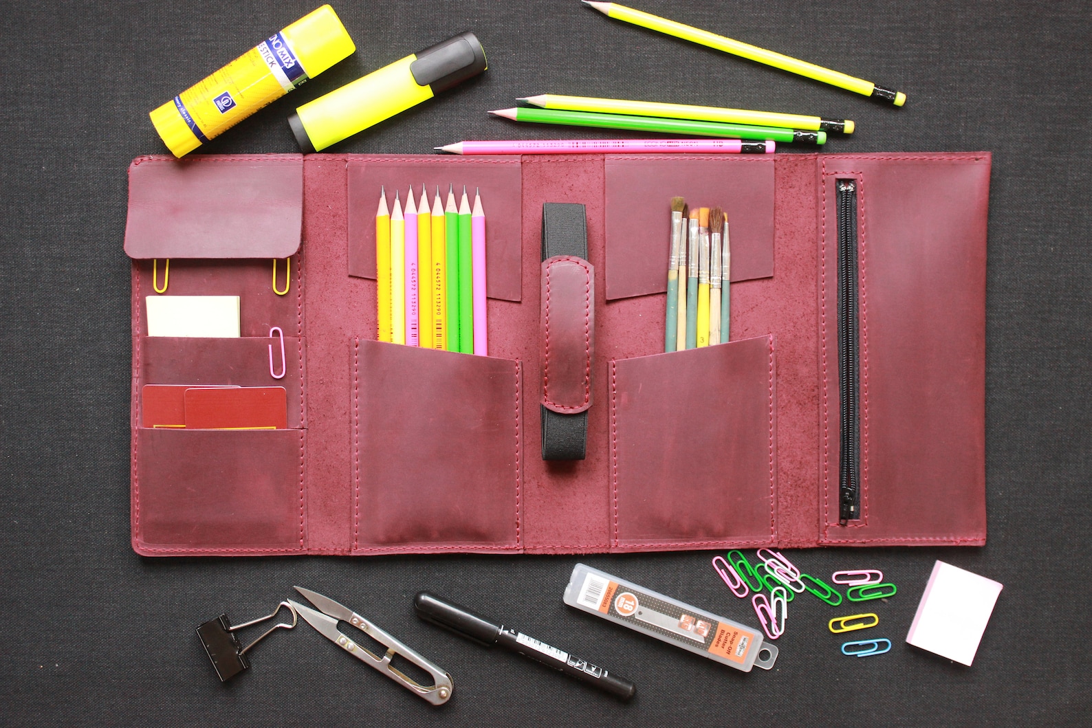 Leder-Bleistift-Rolle Geschenke für Maler Werkzeugrolle - Etsy.de