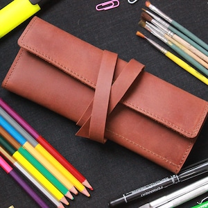 Lederrolle, Künstler Rolle, Leder Bleistift Rolle, Leder-Bleistift-Etui, Leder-Werkzeug-Roll-Etui, Pinselhalter, Handwerk Werkzeugrolle, Bleistift wickeln