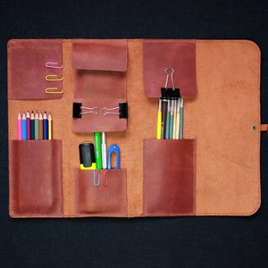 Lederrolle, Künstler Rolle, Leder Bleistift Rolle, Leder-Bleistift-Etui, Leder-Werkzeug-Roll-Etui, Pinselhalter, Handwerk Werkzeugrolle, Bleistift wickeln