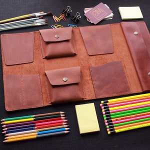 Leder Bleistift Rolle, Bleistift Fall, Künstler Rolle, personalisierte Werkzeuge Rolle, Pinsel Fall, Geschenk für Maler, Pinsel Fall, personalisiertes Geschenk