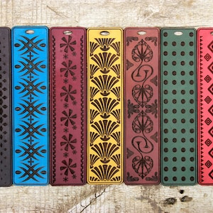 Engraved Leather Bookmark, Set of 7 Floral Bookmark, Personalised Leather Bookmark, boyfriend gift, girlfriend gift, Father Gift
