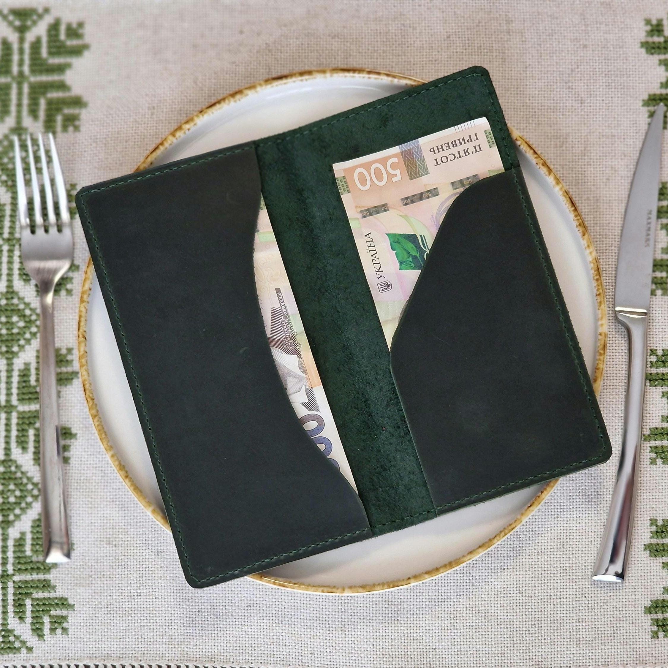 Leather Bill Holder & Check Presenter with Custom Logo – Crazy Horse Server Book | Personalized Guest Check Holder