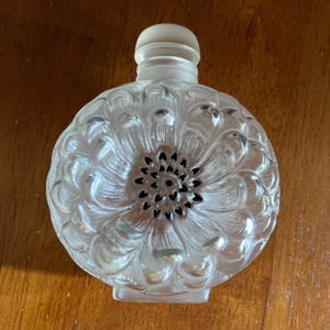 Vintage Lalique Dahlia Perfume bottle