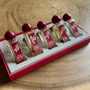 ヴィンテージのエイボン香水瓶、ハイボタンシューズ - Etsy 日本