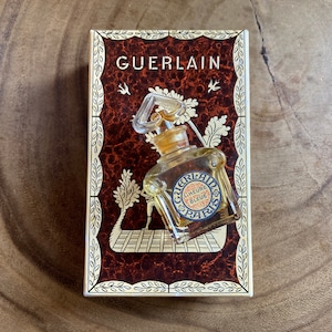 Présentation du parfum Guerlain L'Heure Bleue vintage