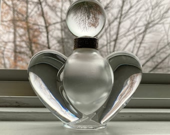 Vintage Signed Baccarat Lalique Heart Shaped Farouche, Nina Ricci  Bottle, Excellent condition