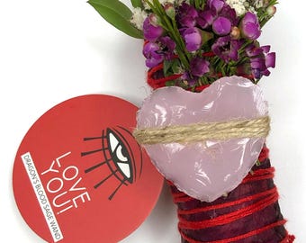 TE AMO - Salvia de sangre de dragón I Palo de manchas I San Valentín I Varita ritual I Cristal de corazón de opalita rosa I Cristal curativo I Flores I Amo
