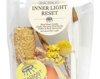 Kit ritual de reinicio de la luz interior: salvia palo santo, piedra solar, citrino, pluma.