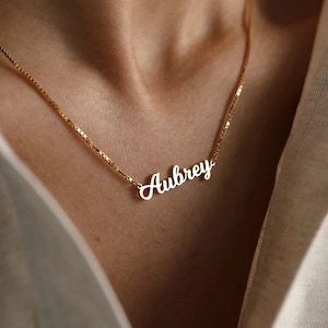 Name Necklace,Dainty name necklace, Minimalist Jewelry,Personalized gift.