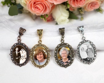 Memorial Bridal Bouquet Charm for loved one,  Oval Wedding Memorial Keepsake, Flower Bouquet Photo Charm