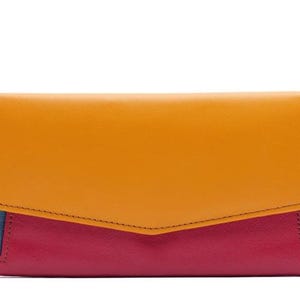 Cartera de cuero · Cartera de cuero reciclado para mujer hecha a mano · Tarjetero suave con compartimento con cremallera · Regalo para ella