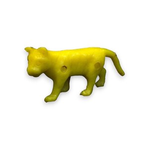 Bergen Toy & Novelty Barn Cat Yellow, Vintage