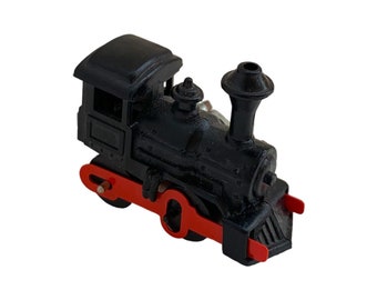 Vintage Wind Up Western Steam Engine Train Miniature