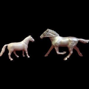 Toy Horses, Trotter, Silver, Grey Vintage