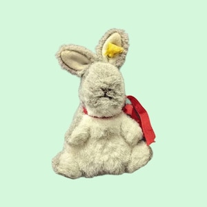 Small 5&quot; Steiff Gray Bunny - with Ear Tag