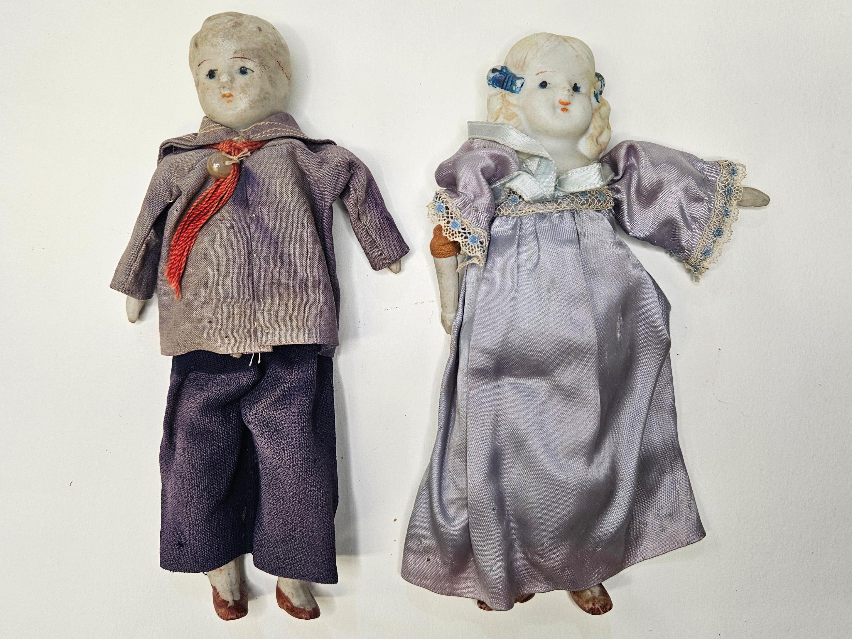 ヴィンテージの日本のビスクドール：1930年代の男の子と女の子のセット 