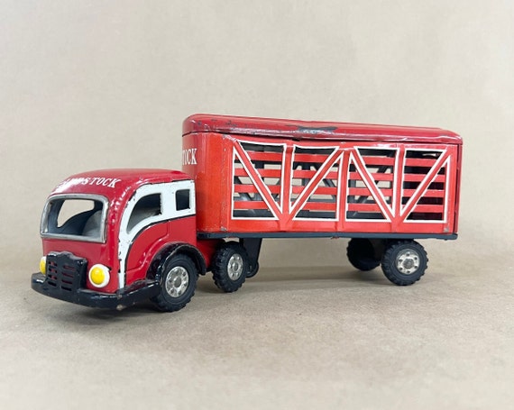 Vintage white tin truck  - ミニチュア　トラック Vintage 1950s Tin Litho Livestock Truck: Japanese Friction Toy - Etsy